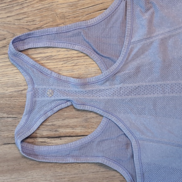 Lululemon Running Tank - Picture 4 of 8